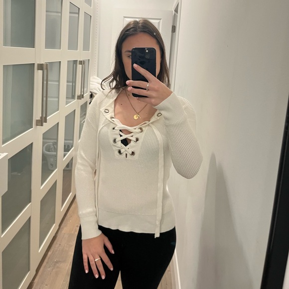 Lovestitch sweater - Picture 2 of 4